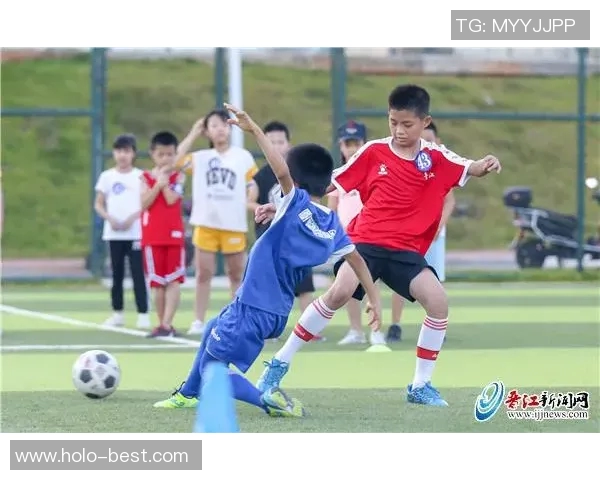 杨明足球明星的成长历程与精彩瞬间全景展示